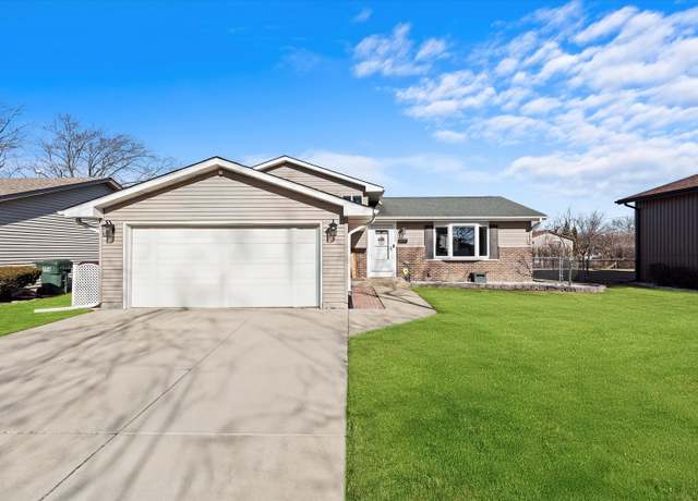 Property at 5154 Coulter Rd, Oak Forest, IL 60452, 3 beds, 1.5 baths