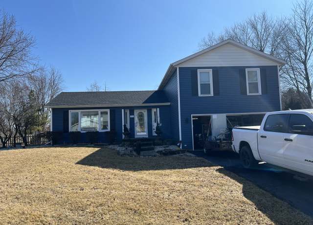 Property at 1411 Torrey Trl, Johnsburg, IL 60051, 3 beds, 2.5 baths