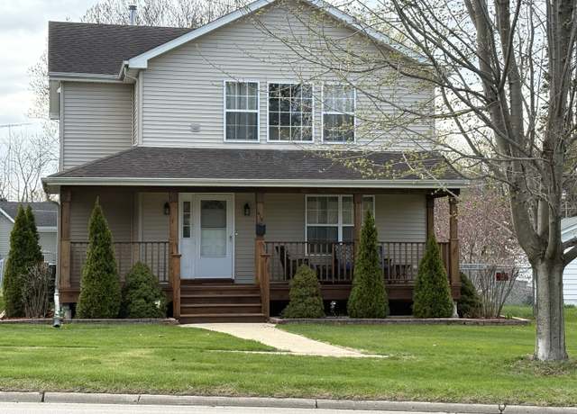 Property at 418 E Main St E, Genoa, IL 60135, 4 beds, 2.5 baths