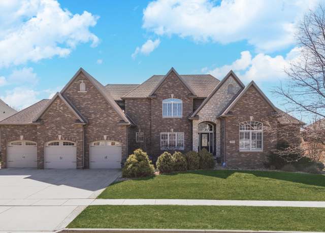 Property at 3111 Fiona Way, Bloomington, IL 61704, 5 beds, 4.5 baths