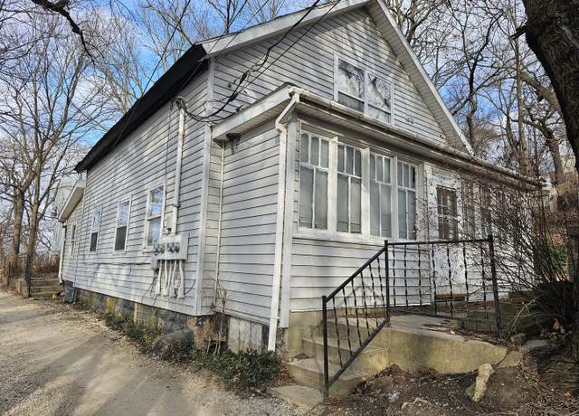 Property at 38 Riverview Ave, Fox Lake, IL 60020, 3 beds, 3 baths