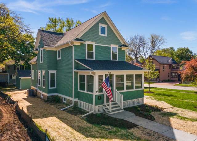 Property at 426 S Jefferson St, Batavia, IL 60510, 3 beds, 1.5 baths