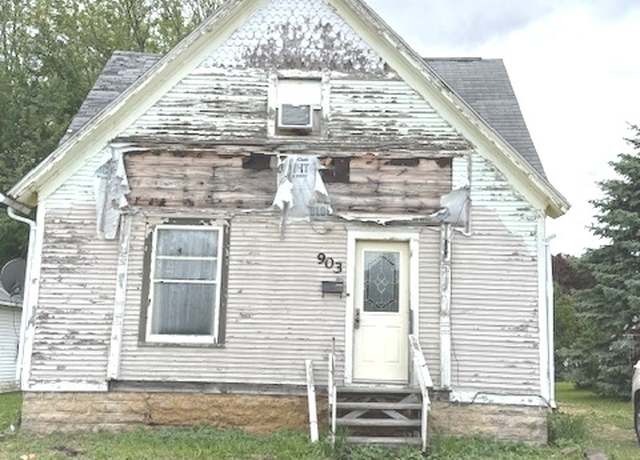 Property at 903 S Division Ave, Polo, IL 61064, 4 beds, 2 baths
