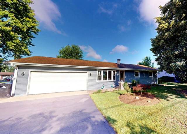 Property at 1305 N Chapel Hill Rd, Mchenry, IL 60051, 4 beds, 3 baths