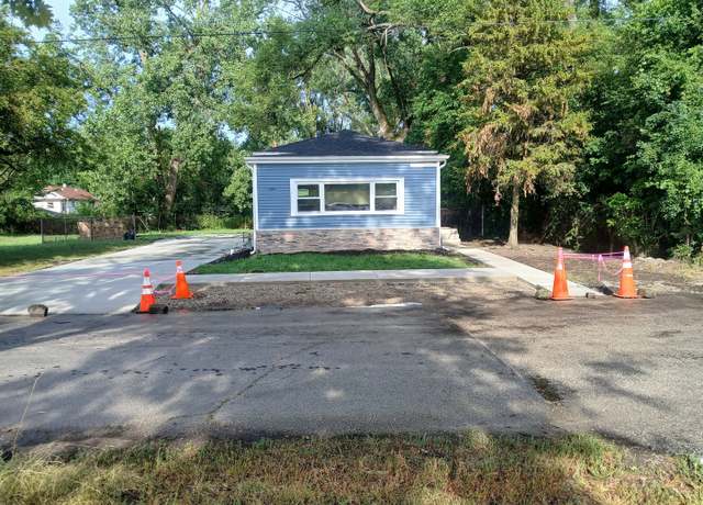 Property at 13621 Homan Ave, Robbins, IL 60472, 4 beds, 2 baths