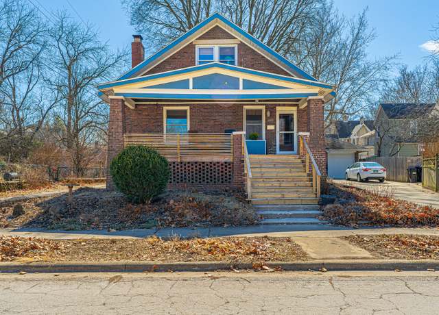 Property at 605 University Ave, Bloomington, IL 61701, 4 beds, 3 baths