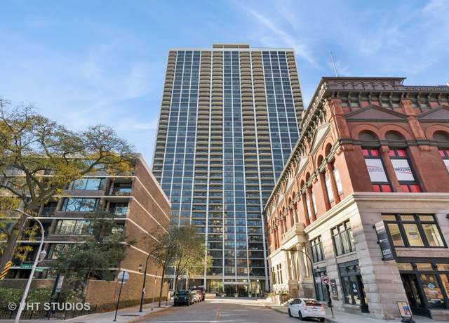 Property at 1560 N Sandburg Ter #915, Chicago, IL 60610, 2 beds, 2 baths