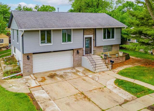 Property at 721 Lacy Ave, Streamwood, IL 60107, 5 beds, 2 baths