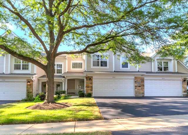 Property at 2902 Belle Ln, Schaumburg, IL 60193, 3 beds, 2.5 baths