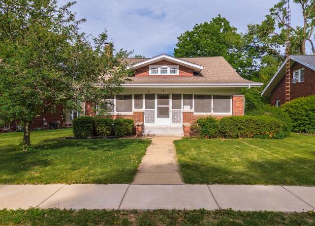 Property at 9 Payne Pl, Normal, IL 61761, 3 beds, 3 baths