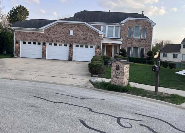 Property at 318 W Sheffield Dr, Bloomingdale, IL 60108, 5 beds, 4 baths