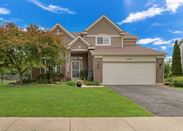 Property at 1648 Normandy Woods Ct, Grayslake, IL 60030, 4 beds, 2.5 baths