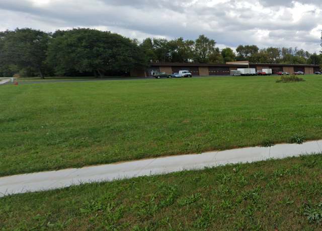 Property at 1782 Cumberland Pkwy, Algonquin, IL 60102