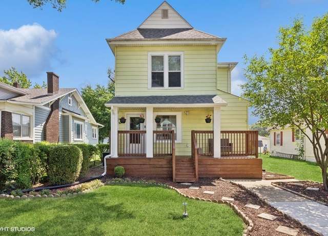 Property at 1108 Oakland Ave, Joliet, IL 60435, 2 beds, 2 baths