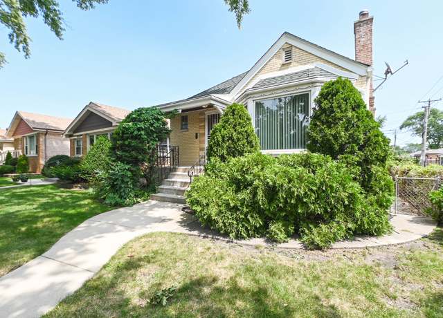 Property at 11841 S Campbell Ave, Chicago, IL 60655, 2 beds, 1 bath