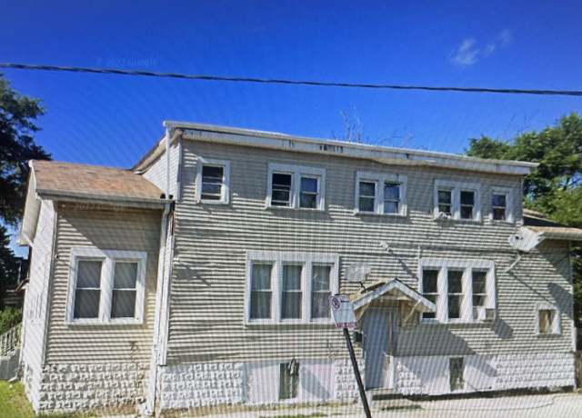 Property at 7159 S Winchester Ave, Chicago, IL 60636, 6 beds, 2 baths