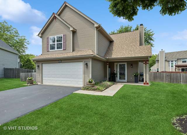 Property at 1577 Plum Ct, Grayslake, IL 60030, 3 beds, 2.5 baths