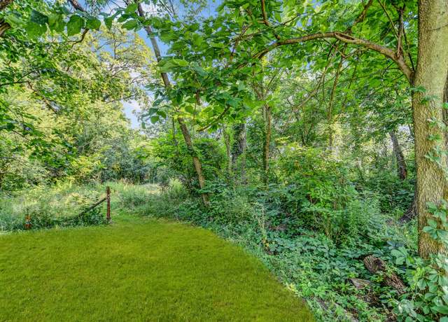 Property at 7R2 Country Club Dr, Midlothian, IL 60445