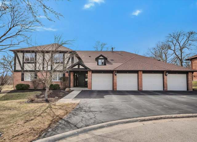 Property at 5 Potawatomie Trl #3, Indian Head Park, IL 60525, 3 beds, 2 baths