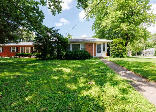 Property at 1308 Croxton Ave, Bloomington, IL 61701, 2 beds, 1 bath