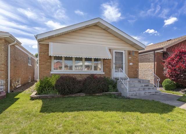 Property at 5622 S Parkside Ave, Chicago, IL 60638, 3 beds, 1 bath