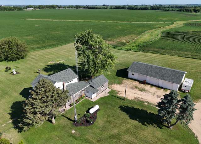 Property at 3971 E Rock Grove Rd, Orangeville, IL 61060, 3 beds, 2 baths