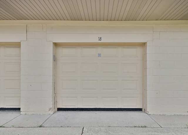 Property at 960 Beau Dr #18, Des Plaines, IL 60016