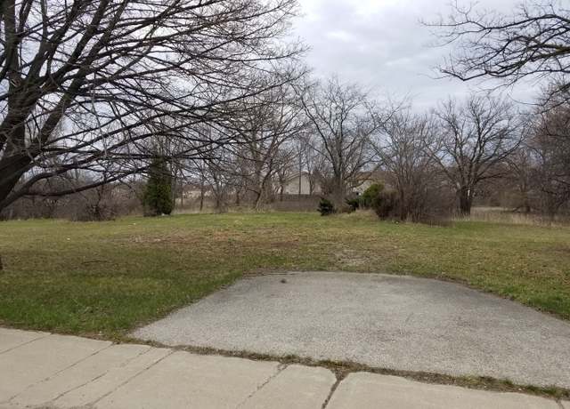 Property at 1577 N Dilleys Rd, Gurnee, IL 60031