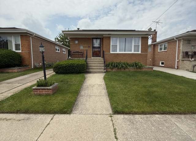 Property at 508 Hoxie Ave, Calumet City, IL 60409, 3 beds, 1.5 baths