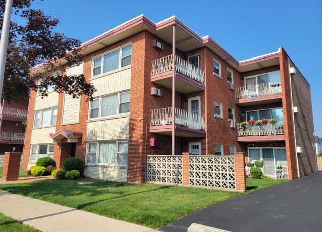 Property at 3023 Paris Ave #207, River Grove, IL 60171, 1 bed, 1 bath