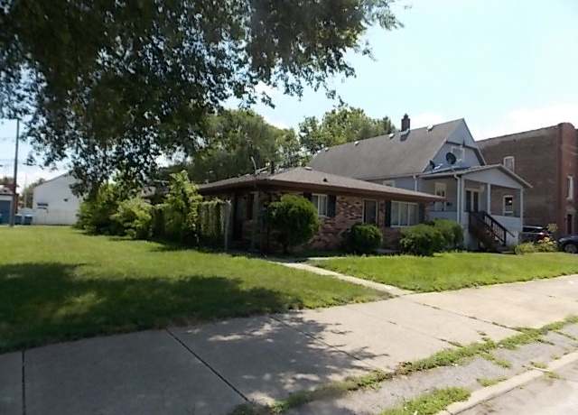 Property at 587 Wentworth Ave, Calumet City, IL 60409, 4 beds, 2 baths