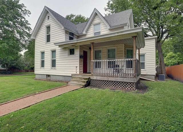 Property at 312 W Columbia Ave, Champaign, IL 61820, 3 beds, 2 baths