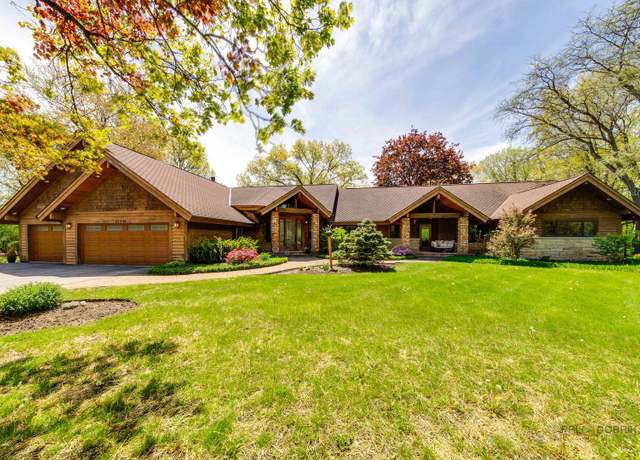Property at 25909 W Sunset Rd, Barrington, IL 60010, 4 beds, 3.5 baths