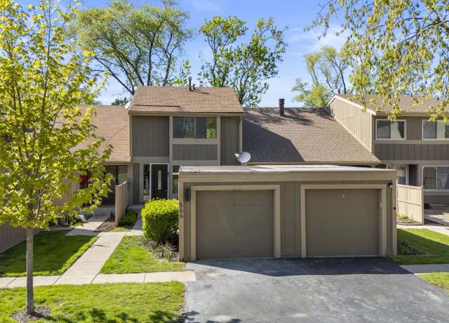 Property at 566 White Sands, Roselle, IL 60172, 2 beds, 1.5 baths