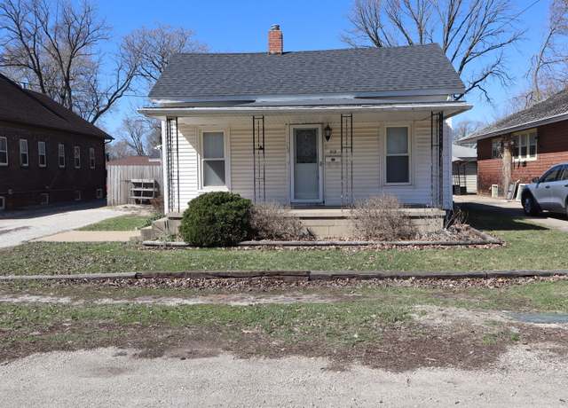 Property at 312 S Everett St, Streator, IL 61364, 3 beds, 1 bath