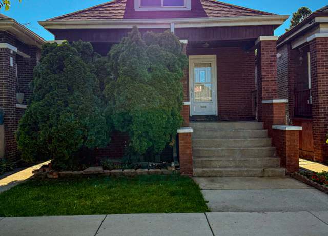 Property at 5608 S Spaulding Ave, Chicago, IL 60629, 3 beds, 2.5 baths