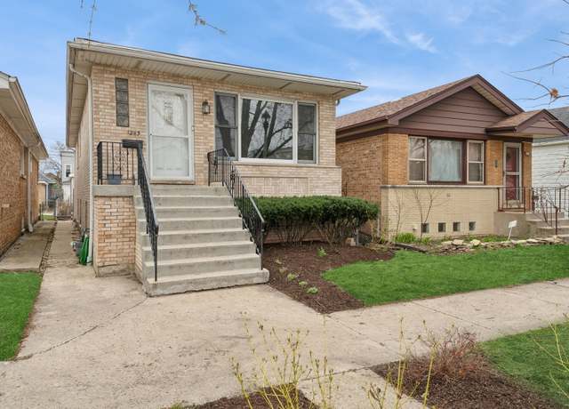 Property at 1235 Euclid Ave, Berwyn, IL 60402, 4 beds, 2 baths