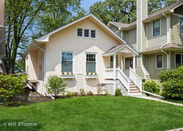 Property at 729 N Cuyler Ave, Oak Park, IL 60302, 3 beds, 2 baths