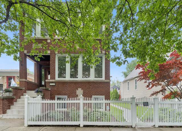 Property at 2939 N Troy St, Chicago, IL 60618, 5 beds, 3 baths