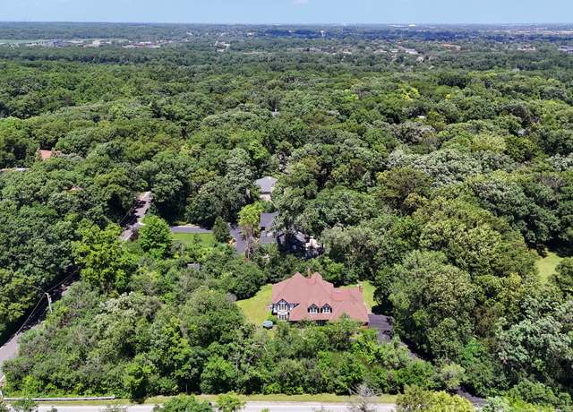Property at 8414 W 119th St, Palos Park, IL 60464, 4 beds, 2.5 baths