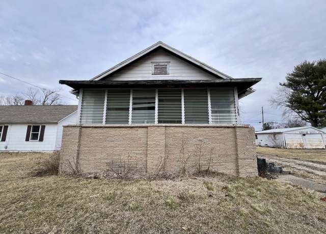 Property at 1307 E Williams St, Danville, IL 61832, 2 beds, 1 bath