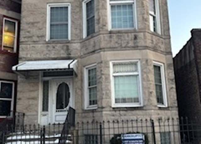 Property at 3949 W Lexington St, Chicago, IL 60624, 5 beds, 2.5 baths