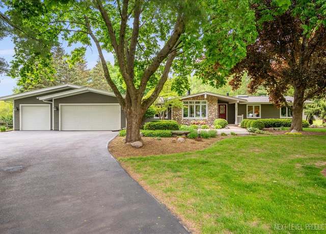 Property at 6N198 Old Homestead Rd, St. Charles, IL 60175, 3 beds, 2 baths