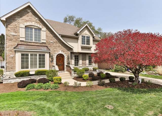 Property at 52 Rosemont Ave, Roselle, IL 60172, 4 beds, 3.5 baths