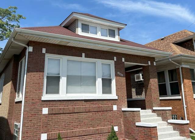 Property at 8336 S Elizabeth St, Chicago, IL 60620, 5 beds, 3 baths