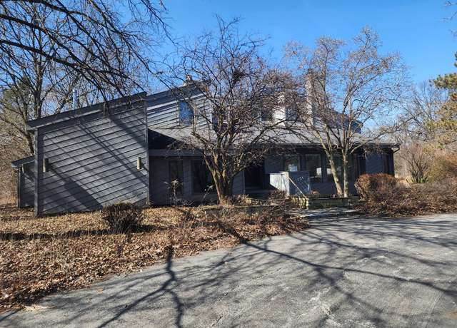 Property at 1820 Princeton Rd, Flossmoor, IL 60422, 5 beds, 4 baths
