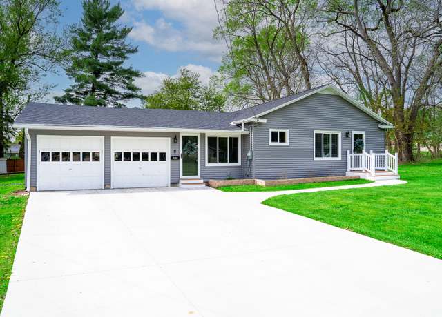 Property at 1404 Nan Ave, Dixon, IL 61021, 3 beds, 1.5 baths