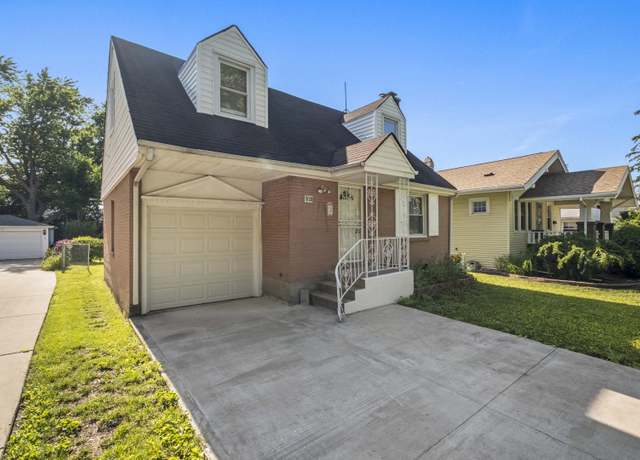 Property at 818 Margret St, Des Plaines, IL 60016, 4 beds, 3 baths