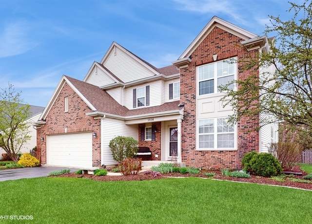 Property at 1816 Apple Valley Dr, Wauconda, IL 60084, 6 beds, 3.5 baths