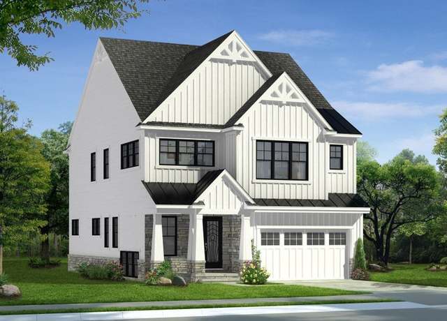 Property at 204 W Ellis Ave, Libertyville, IL 60048, 4 beds, 3.5 baths